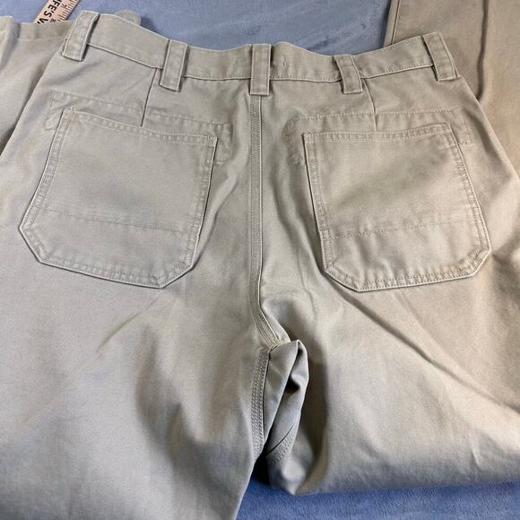 L.L.Bean Men's 100% Cotton Pants size 35/32 - Picture 3 of 10